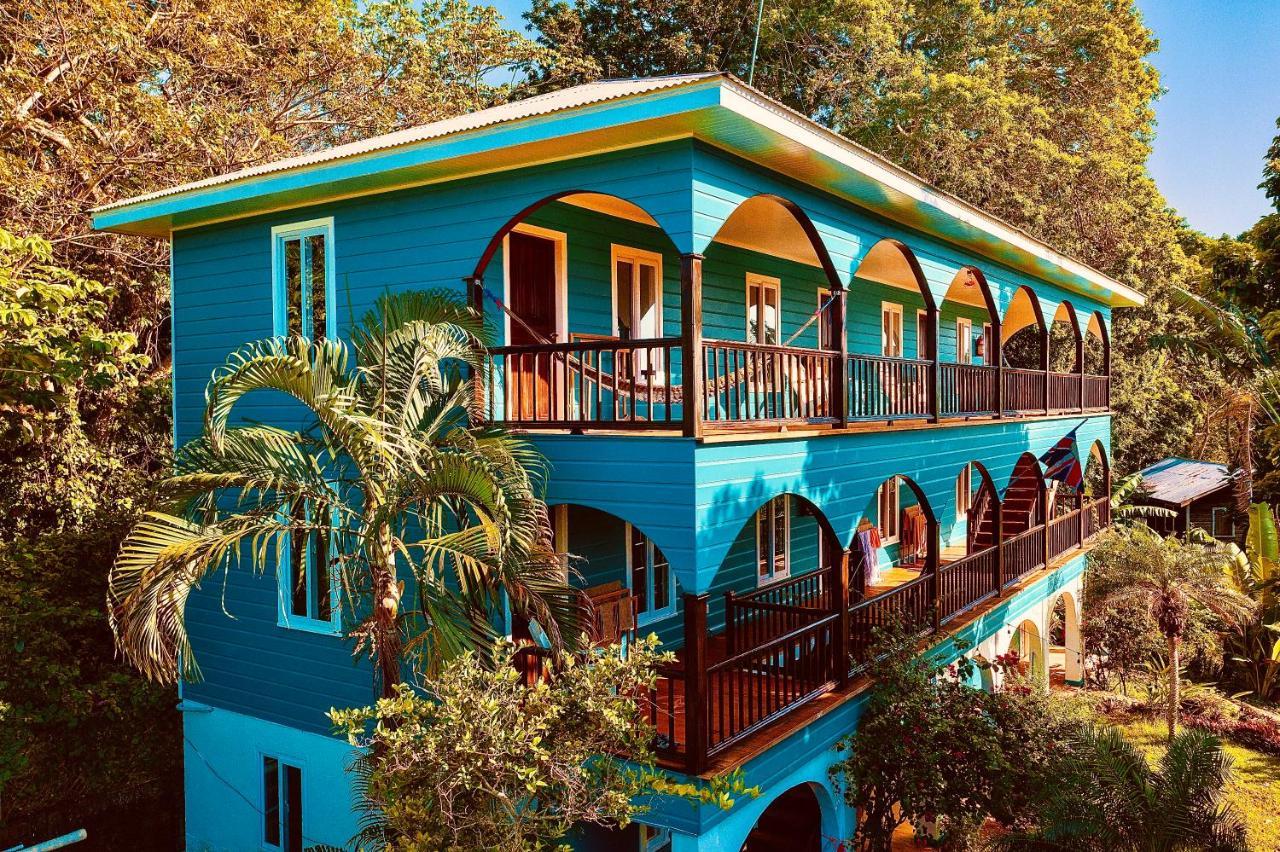 Hotel Manurii Garden (Adults Only) Utila Exterior foto